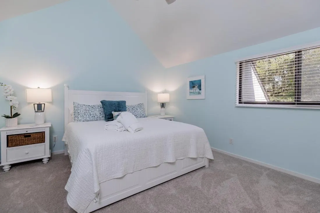 734 Queen'S Grant Hilton Head Island